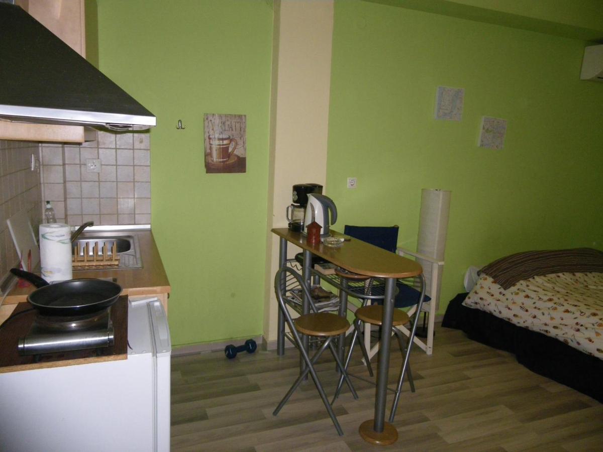 Homy Cozy Studio Towards The Centre Солун Екстериор снимка